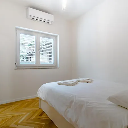 Apartment Tkalcha Studio Deluxe Zagreb