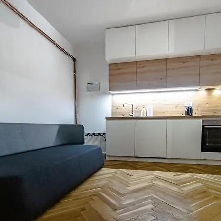 Tkalcha Studio Deluxe *