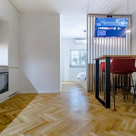 Tkalcha Studio Deluxe Apartment